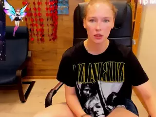 ghostly-temptation's Live Sex Cam Show