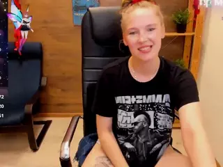 ghostly-temptation's Live Sex Cam Show