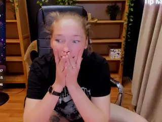ghostly-temptation's Live Sex Cam Show
