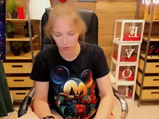 ghostly-temptation's Live Sex Cam Show