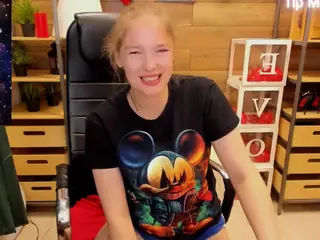ghostly-temptation's Live Sex Cam Show