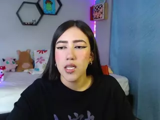 Auroraaa's Live Sex Cam Show