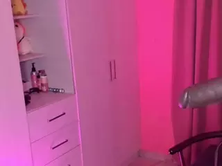 Dani-Moore's Live Sex Cam Show