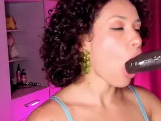 Dani-Moore's Live Sex Cam Show