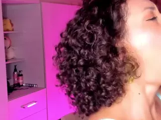 Dani-Moore's Live Sex Cam Show