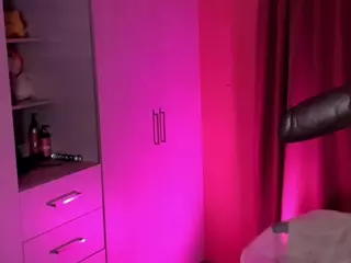 Dani-Moore's Live Sex Cam Show