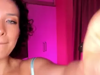 Dani-Moore's Live Sex Cam Show