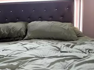 Hotpinkcheeto's Live Sex Cam Show