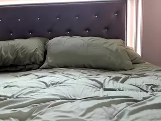 Hotpinkcheeto's Live Sex Cam Show