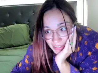 Hotpinkcheeto's Live Sex Cam Show