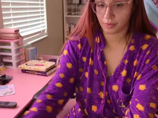 Hotpinkcheeto's Live Sex Cam Show