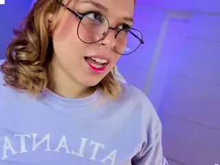 thalia-13's Live Sex Cam Show