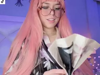 thalia-13's Live Sex Cam Show