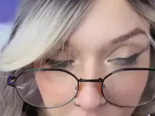 thalia-13's Live Sex Cam Show