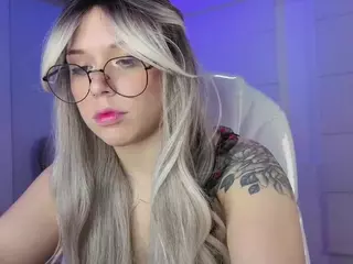 thalia-13's Live Sex Cam Show
