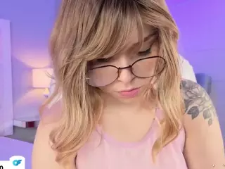 thalia-13's Live Sex Cam Show