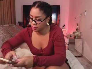 Live cam show with kendallk