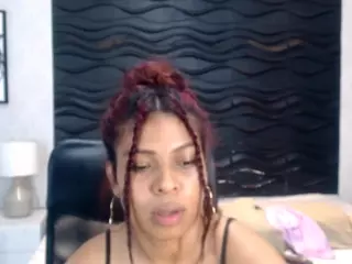 naomi-tyler's Live Sex Cam Show