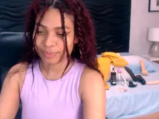 naomi-tyler's Live Sex Cam Show