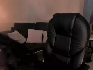 mia-robert1's Live Sex Cam Show