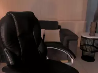 mia-robert1's Live Sex Cam Show