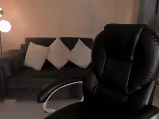 mia-robert1's Live Sex Cam Show