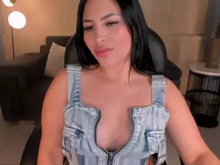 mia-robert1's Live Sex Cam Show