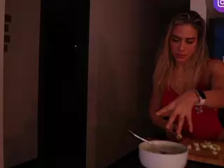 r4veenn's Live Sex Cam Show