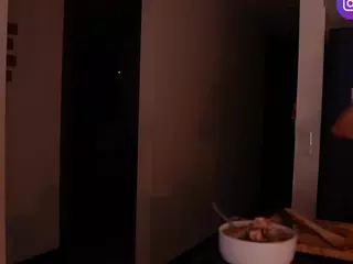 r4veenn's Live Sex Cam Show