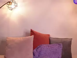 r4veenn's Live Sex Cam Show