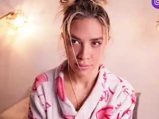 r4veenn's Live Sex Cam Show
