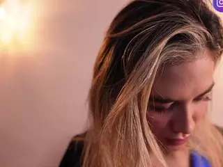 r4veenn's Live Sex Cam Show