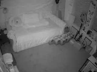 voyeurcam hazelgrace 02's Live Sex Cam Show