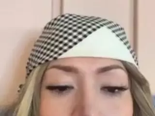 Juliana's Live Sex Cam Show