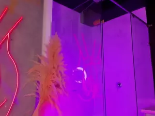 Juliana's Live Sex Cam Show
