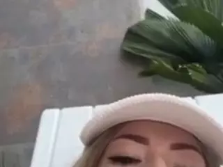 Juliana's Live Sex Cam Show