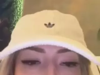 Juliana's Live Sex Cam Show