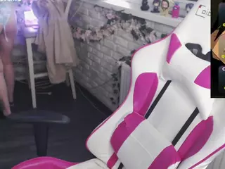 ladymoonlight's Live Sex Cam Show