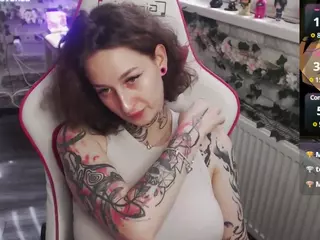 ladymoonlight's Live Sex Cam Show