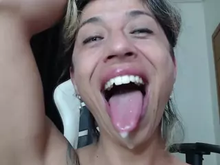 Lettywild's Live Sex Cam Show