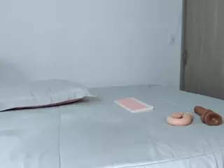 Naty cortes's Live Sex Cam Show