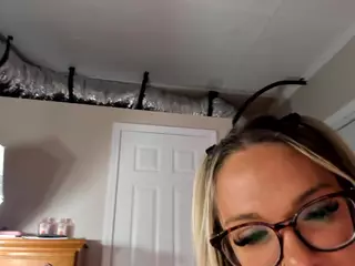 Kora Marina's Live Sex Cam Show