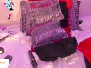 kendalslow's Live Sex Cam Show