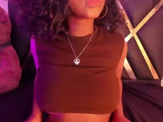 Roxye Jordan's Live Sex Cam Show