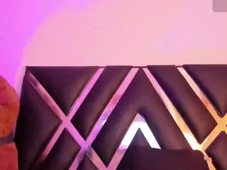 Roxye Jordan's Live Sex Cam Show