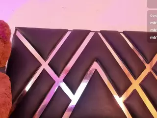 Roxye Jordan's Live Sex Cam Show
