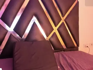 Roxye Jordan's Live Sex Cam Show