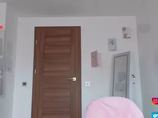 bigboobiebabe's Live Sex Cam Show
