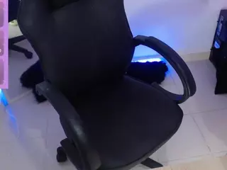 Maily's Live Sex Cam Show