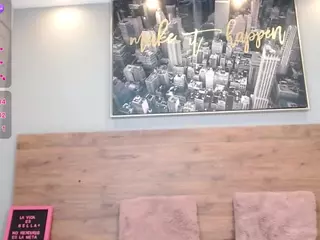 Mia Smitth's Live Sex Cam Show